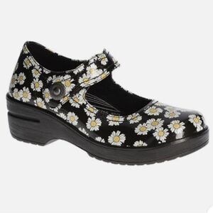 Mary Jane Slip Resistant Women’s Shoes Size 10WW
